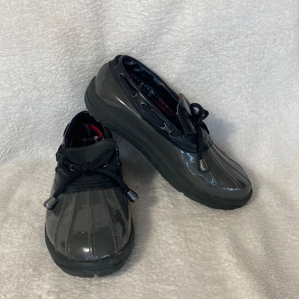 Cougar Perry dark grey duck boots size 6